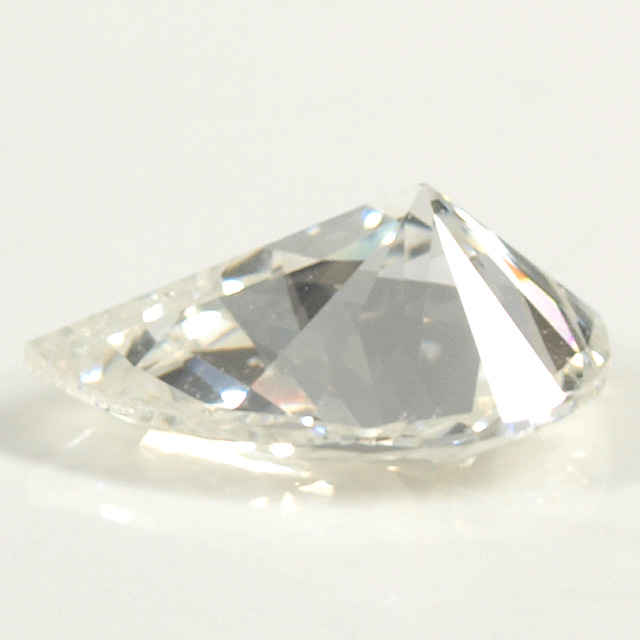 天然ダイヤモンド ルース(裸石) 0.531ct, Hカラー, SI-2, ペアシェイプ 
