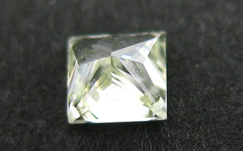 購入純正品 グリーンダイヤモンドルース/ L.G.Y.GREEN/ 0.414 ct