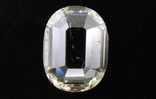 ダイヤモンド！アルファベットAの形！GカラーSI1/0.375ct/RT0584