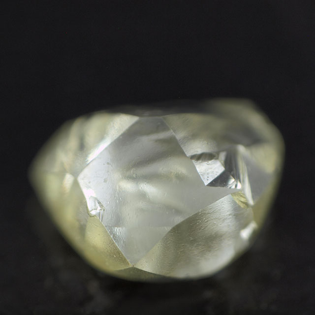 比較的美品 2.342ct天然ダイヤモンド原石 | medicalzonemangohill.com.au